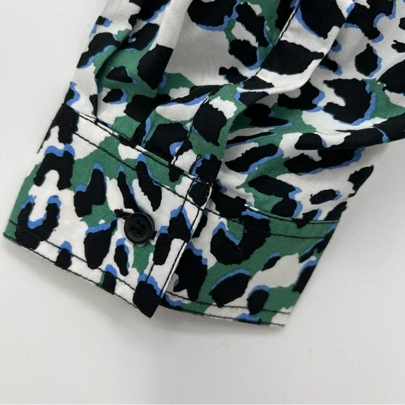 BeachLunchLounge Top Womens Plus Size Green Leopard Print Button Roll Tab Sleeve - Picture 9 of 16